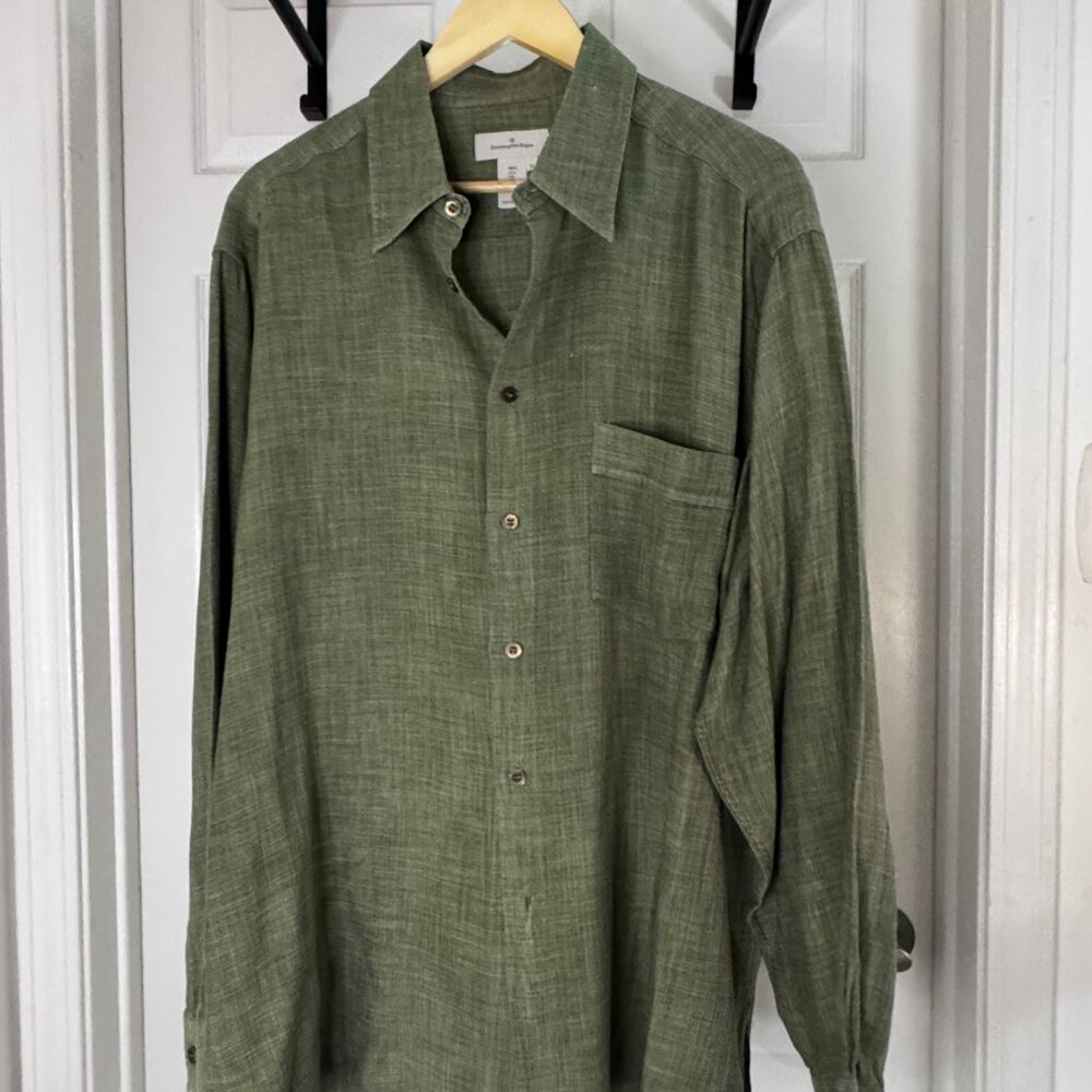 Ermenegildo Zegna Beautiful Silk Shirt in Sage Green, Made in Italy, XL - Picture 7 of 8